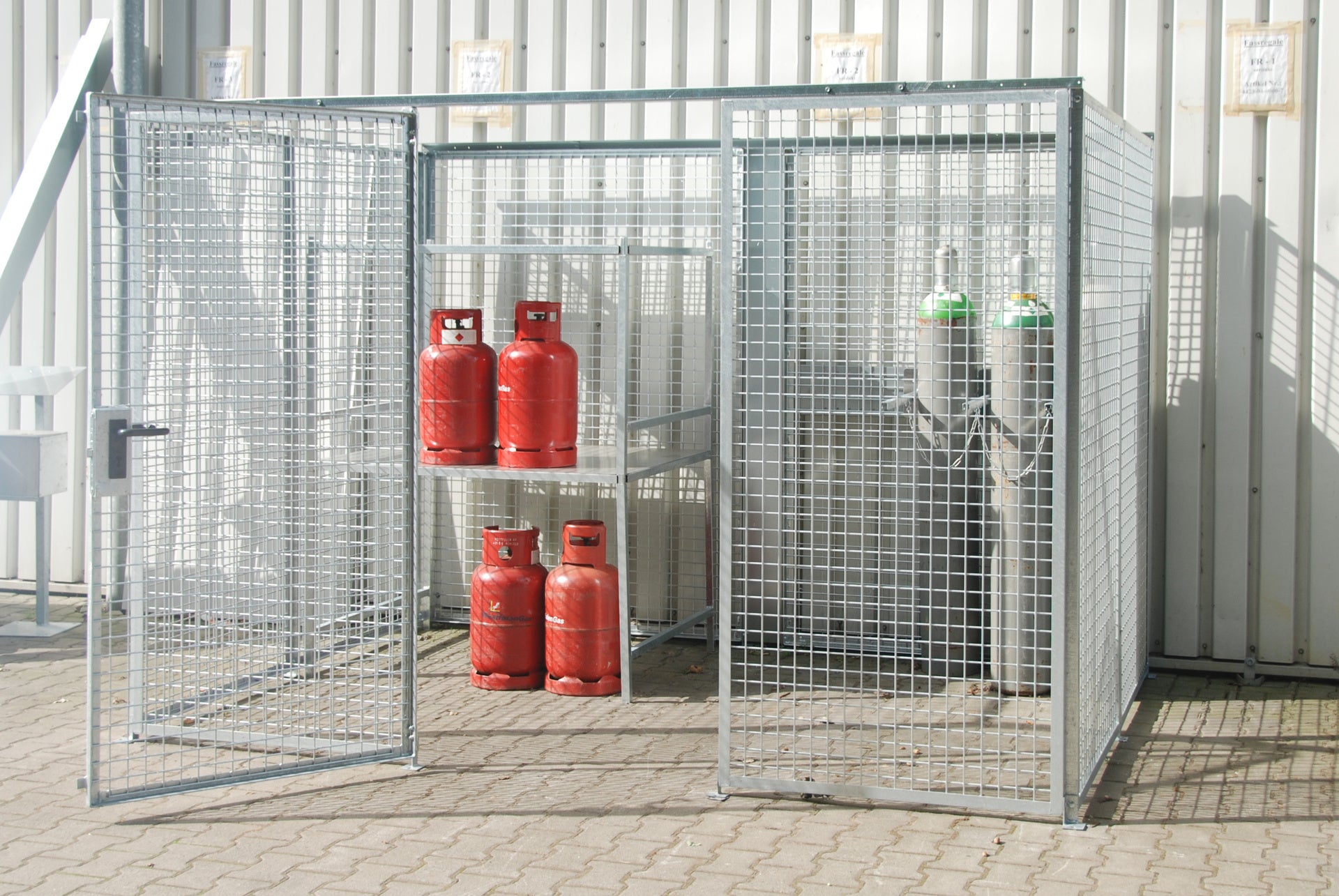 Gas Cylinder Container GFC-M5