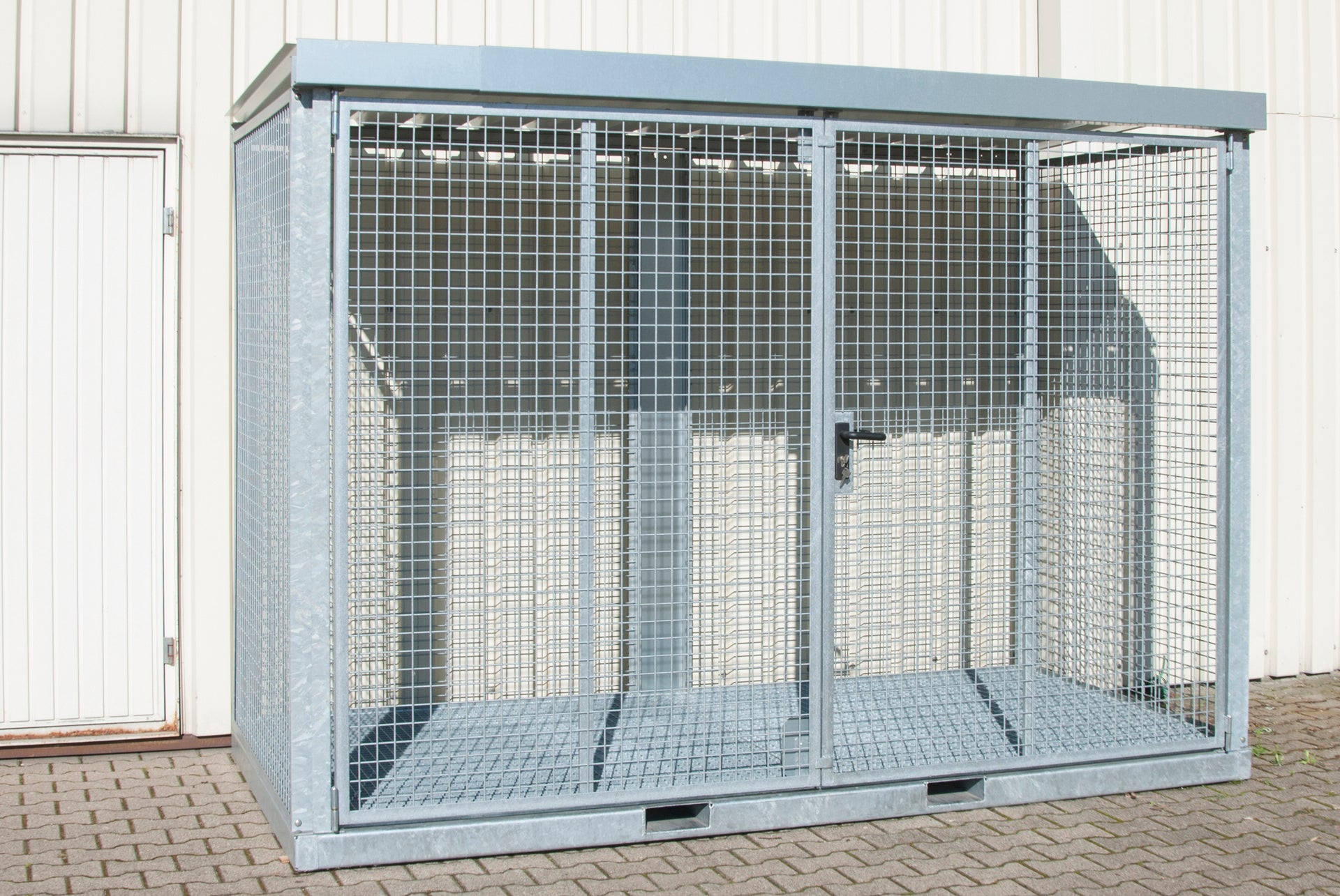 Gas Cylinder Container GFC-E/G M4