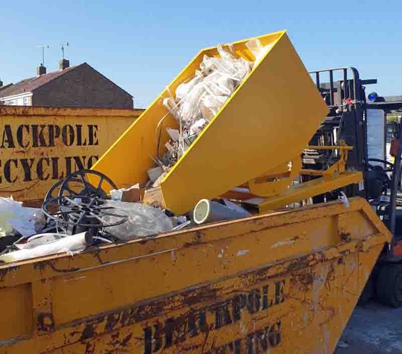 Skip Heavy Machine Tipping Skip - Heavy Duty — Ballinphellic Lifting Solutions