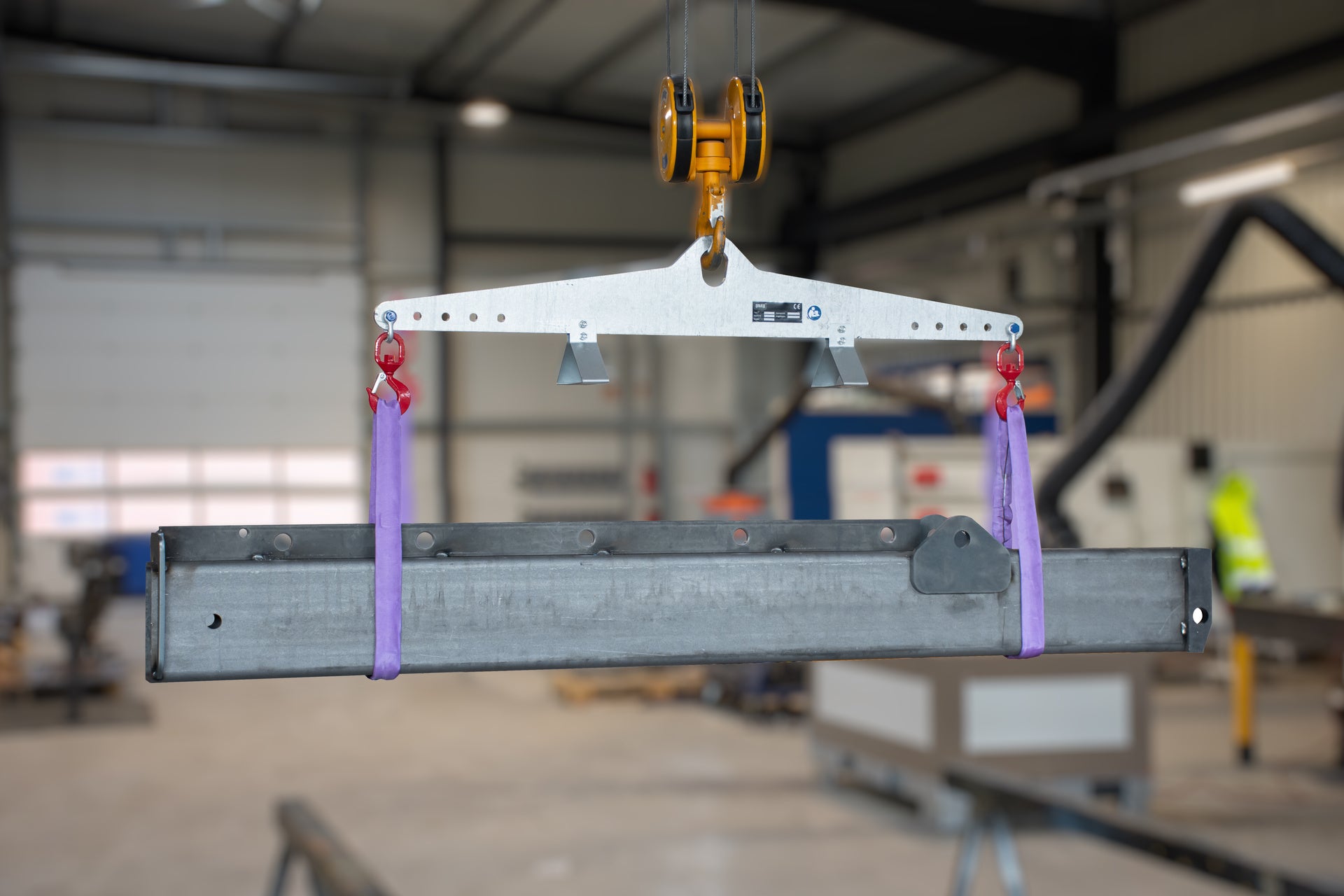 Mini lifting beam TM 800-1200
