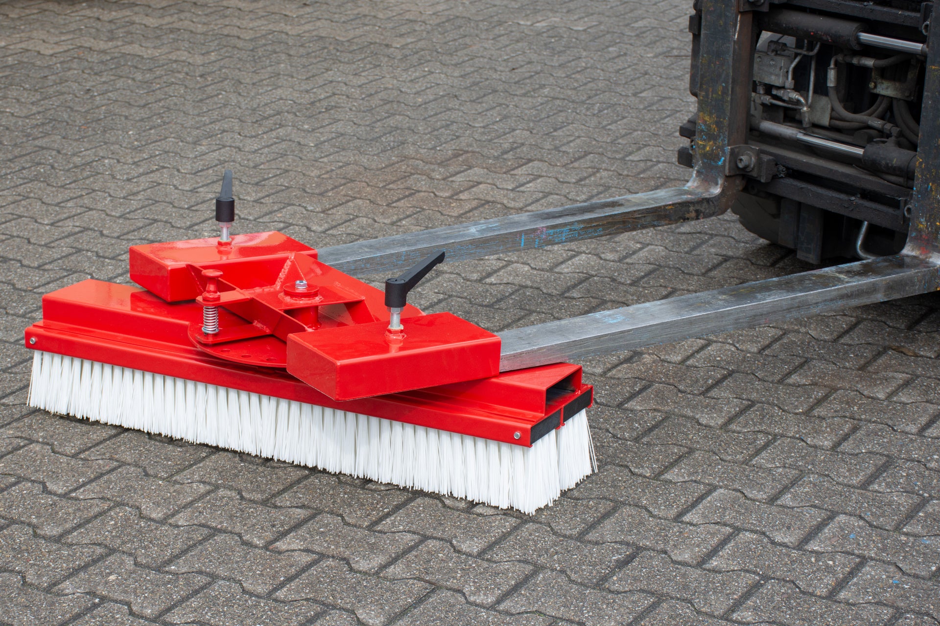 Forklift Broom SKB 100