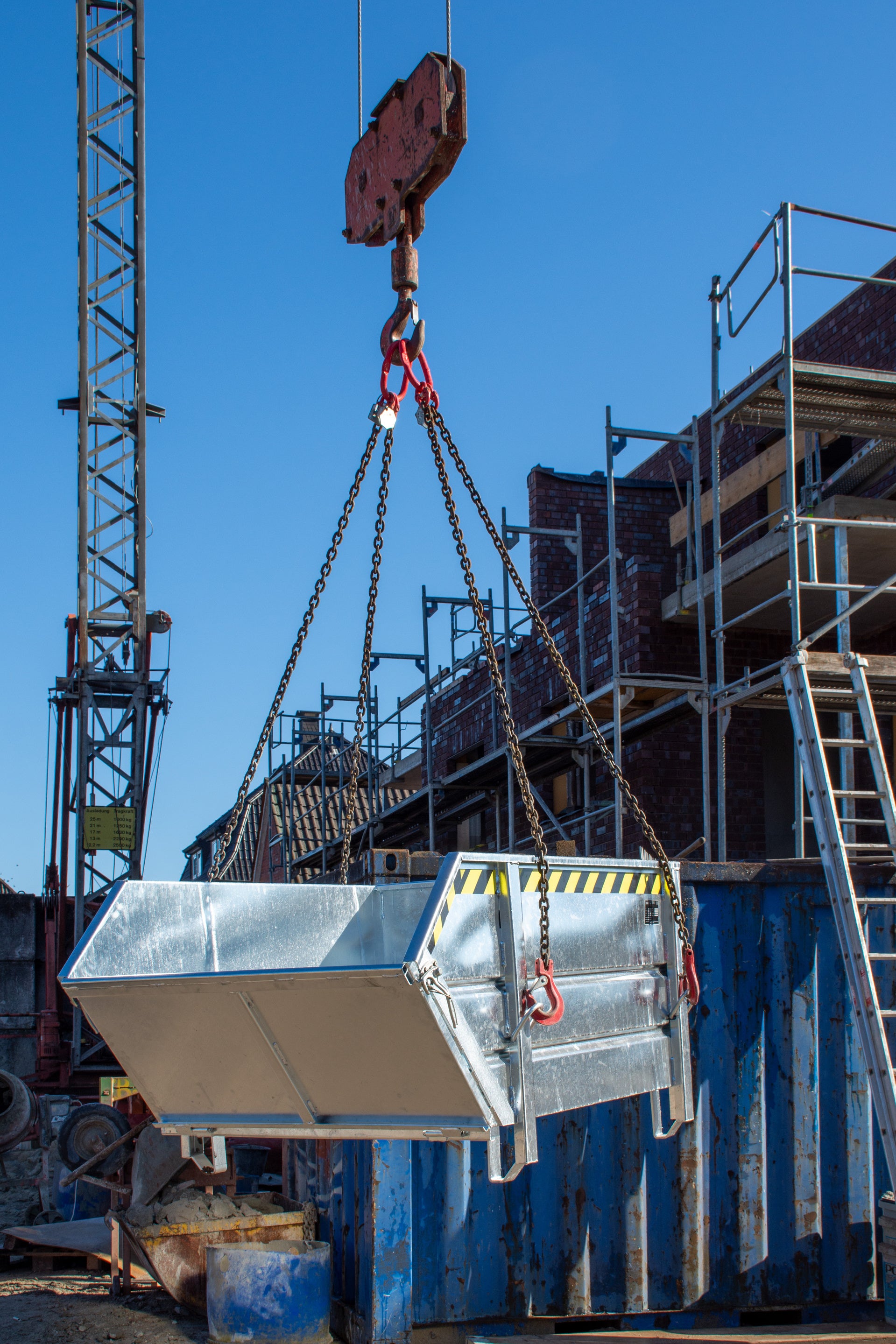 Container for Building Materials BBK 100