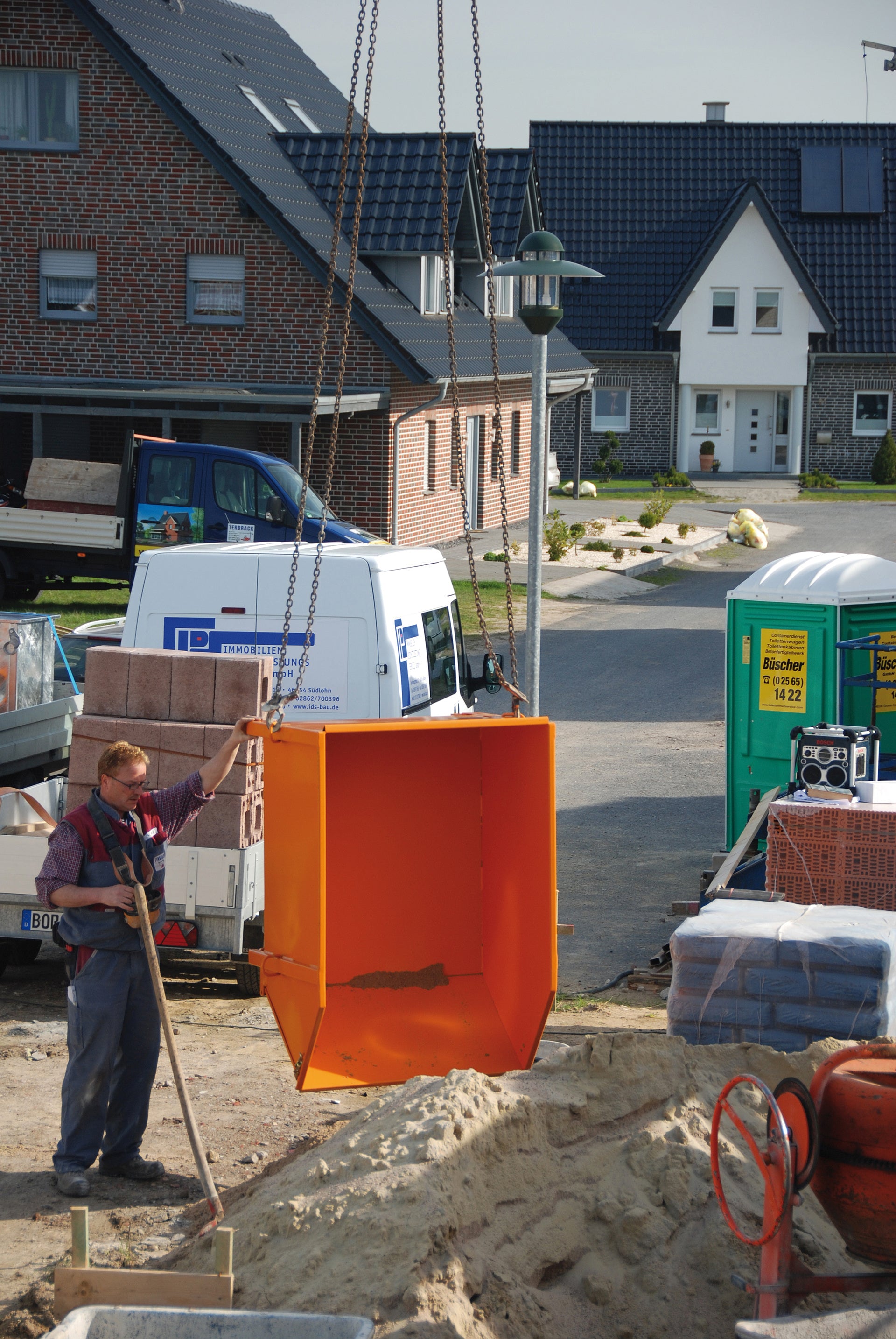 Container for Building Materials BBG 100