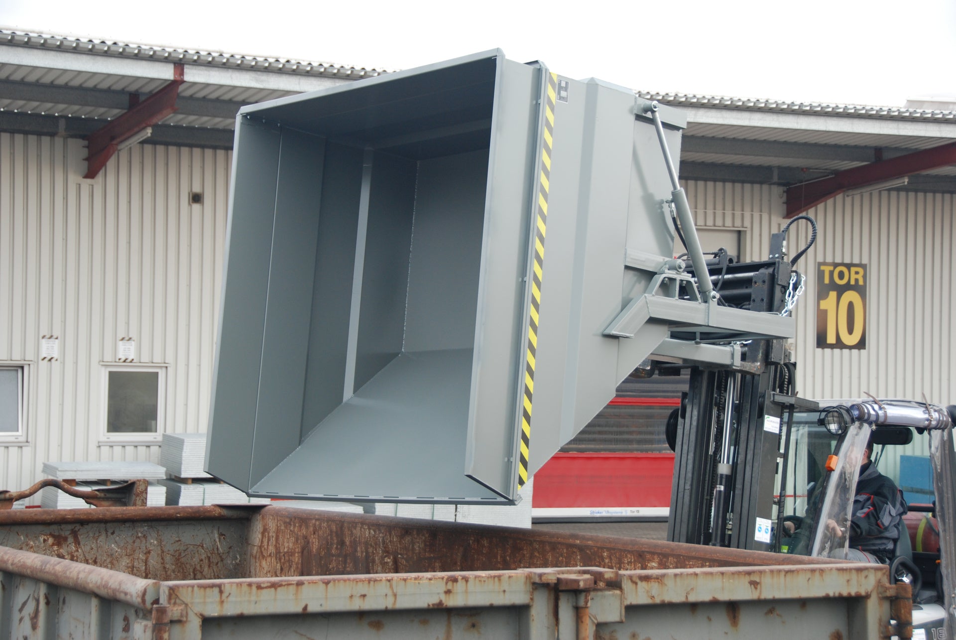 Tilting Container BKC-H 300