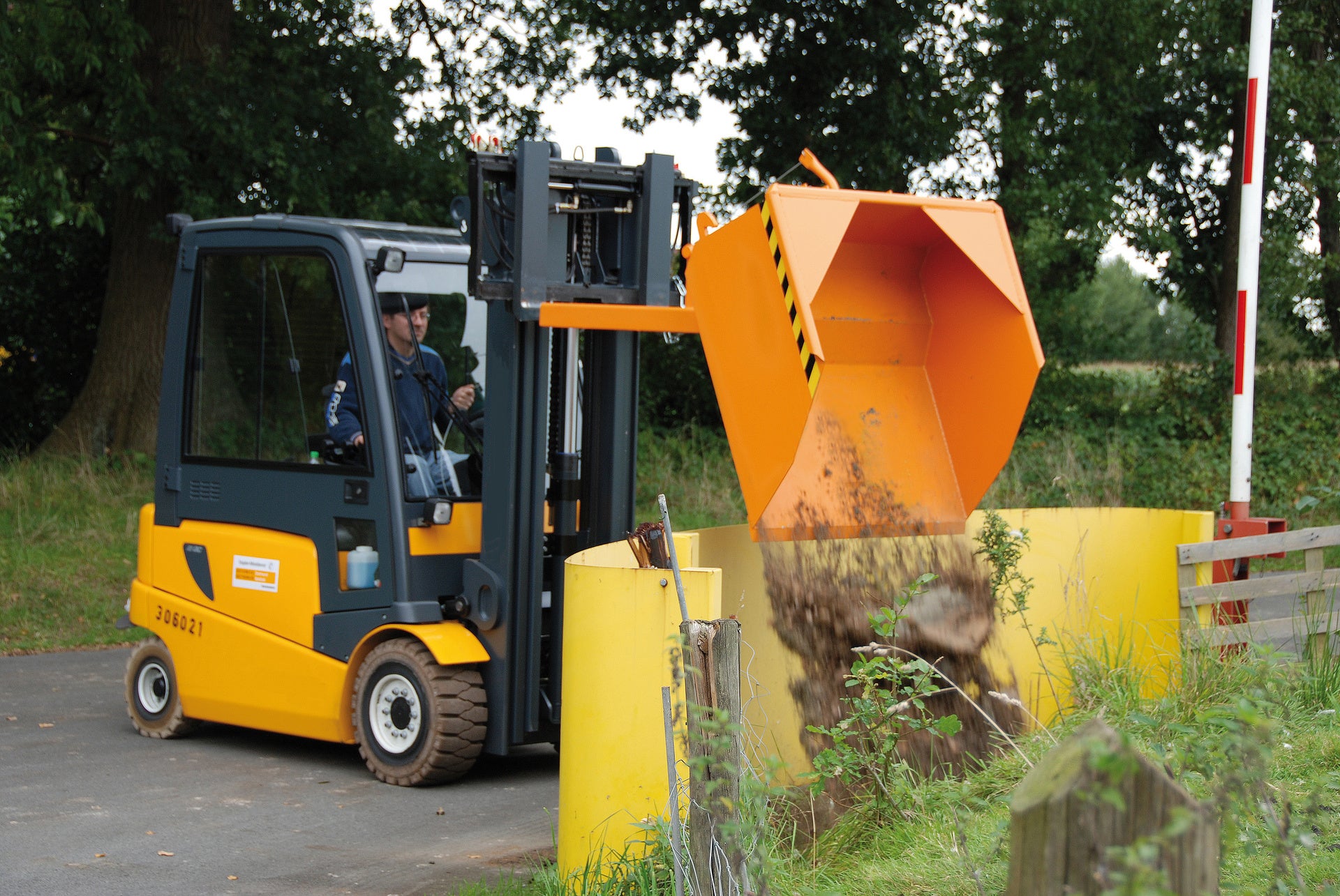 Shovel BSE 100