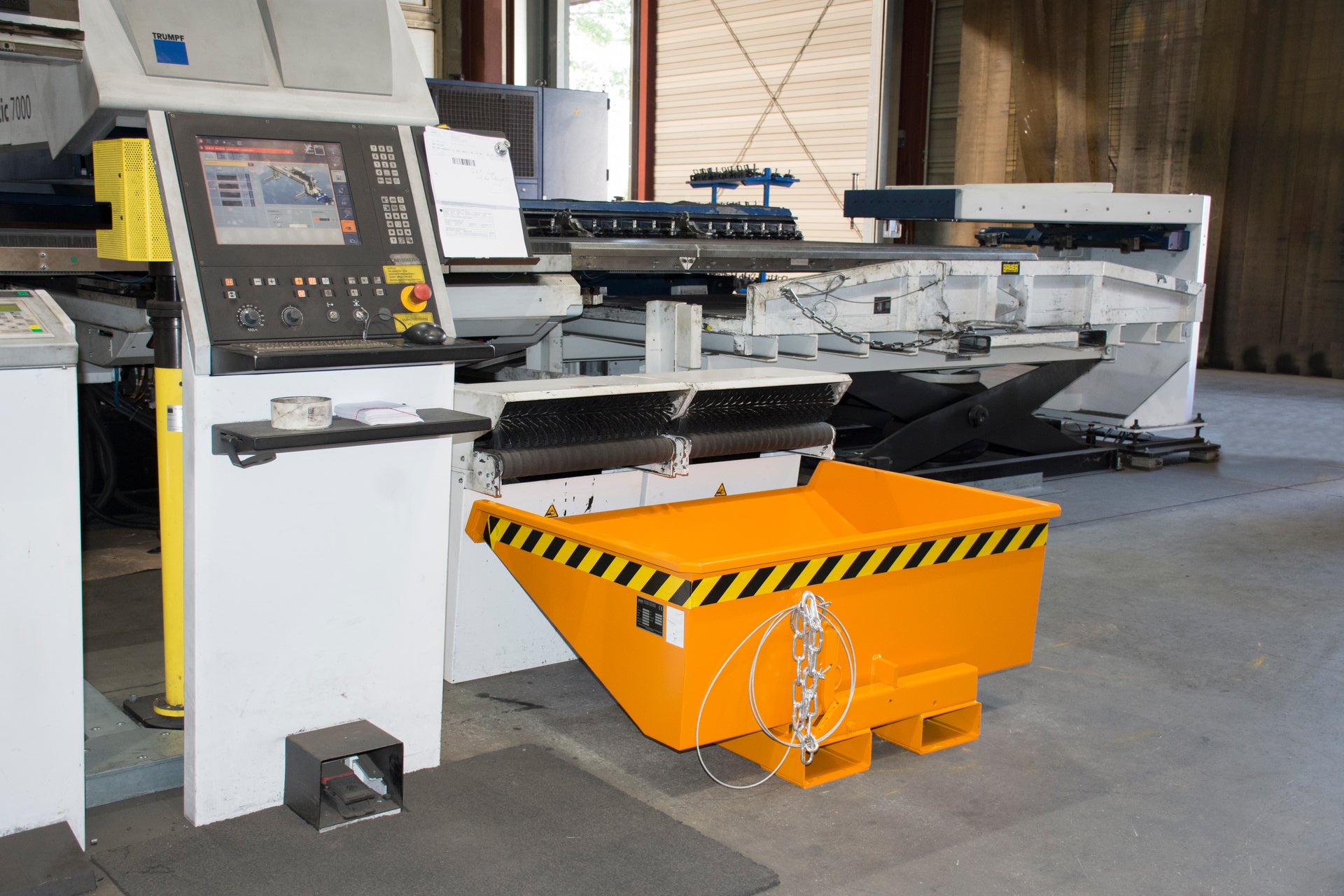 Tilting Container EXPO 900