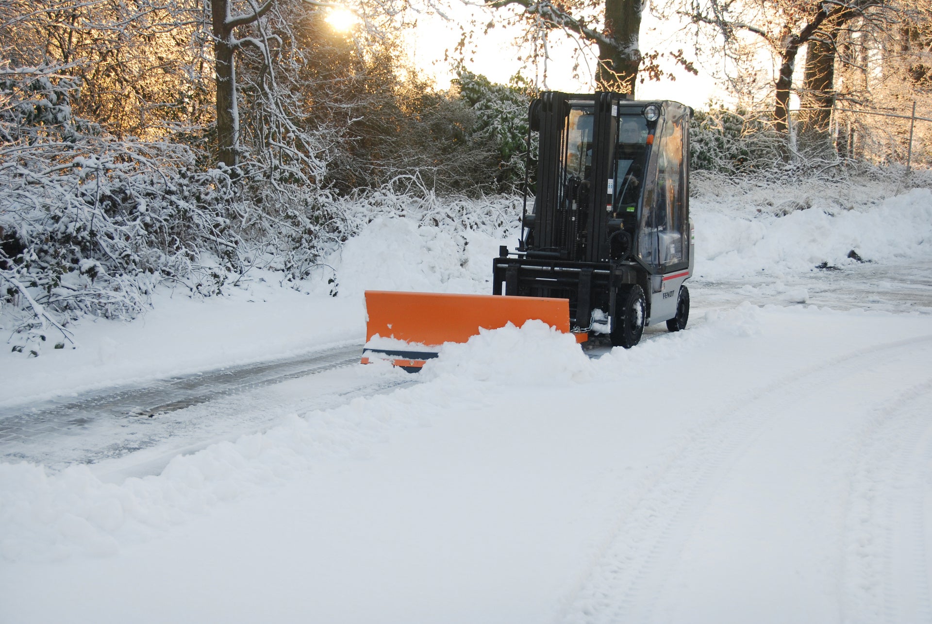 Snowdozer SCH-G 210