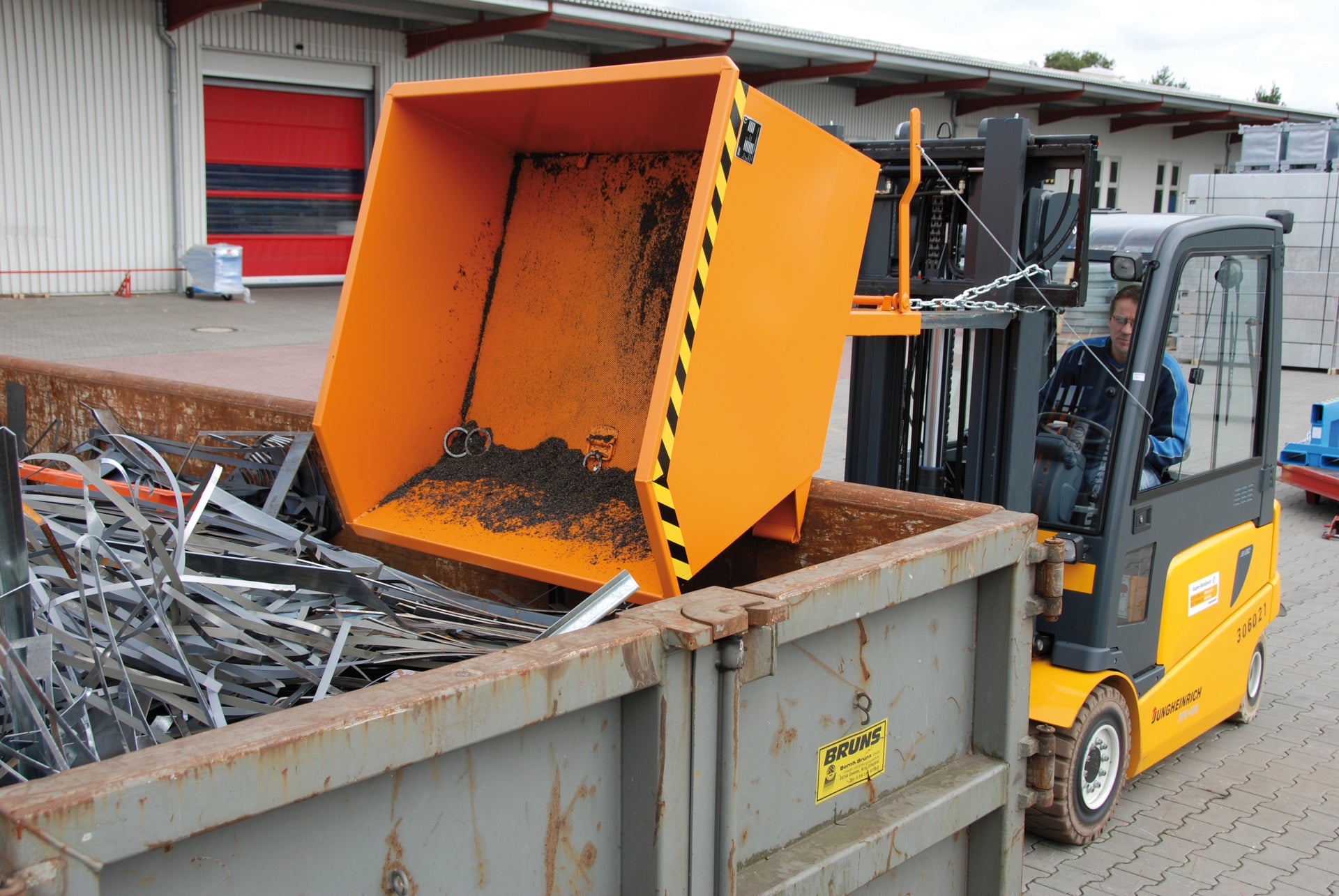 Swarf Tilting Container SGU 75