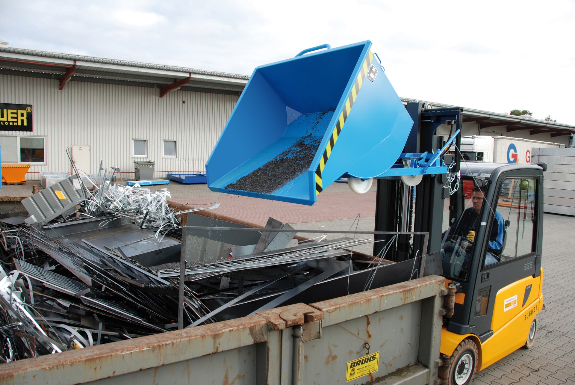 Swarf Tilting Container SKM 50