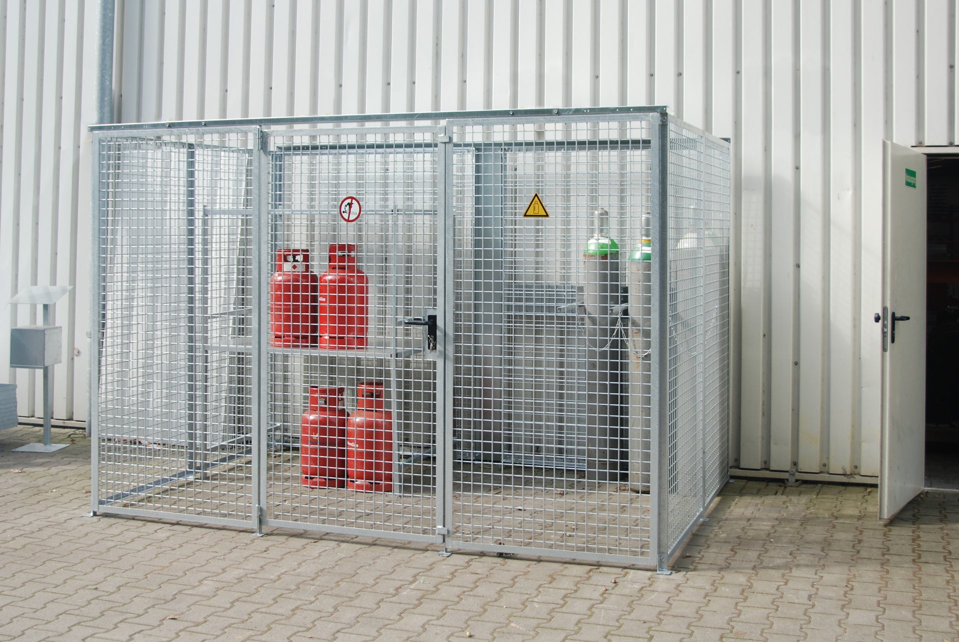 Gas Cylinder Container GFC-M6/D-DF