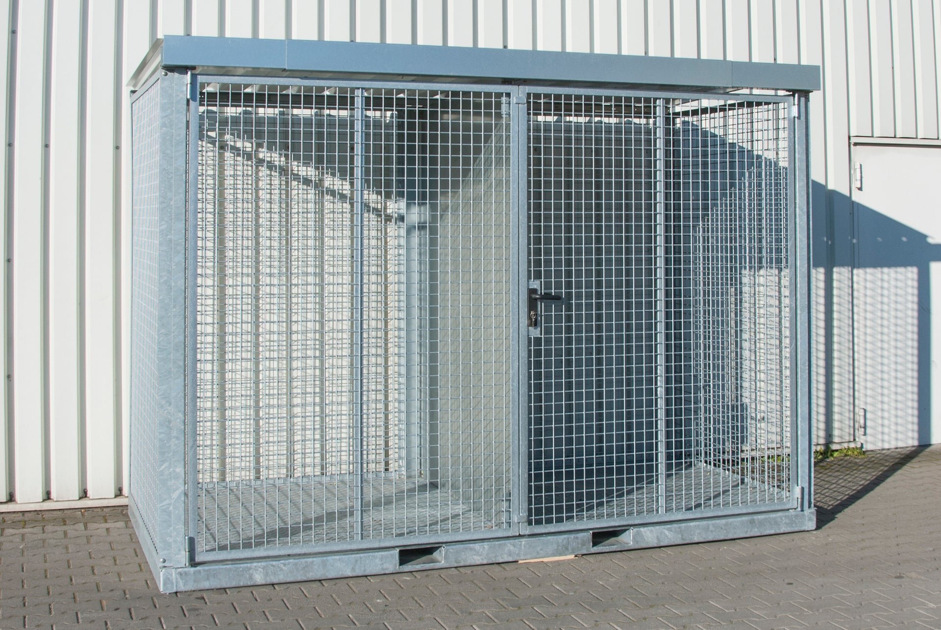 Gas Cylinder Container GFC-E/T M4