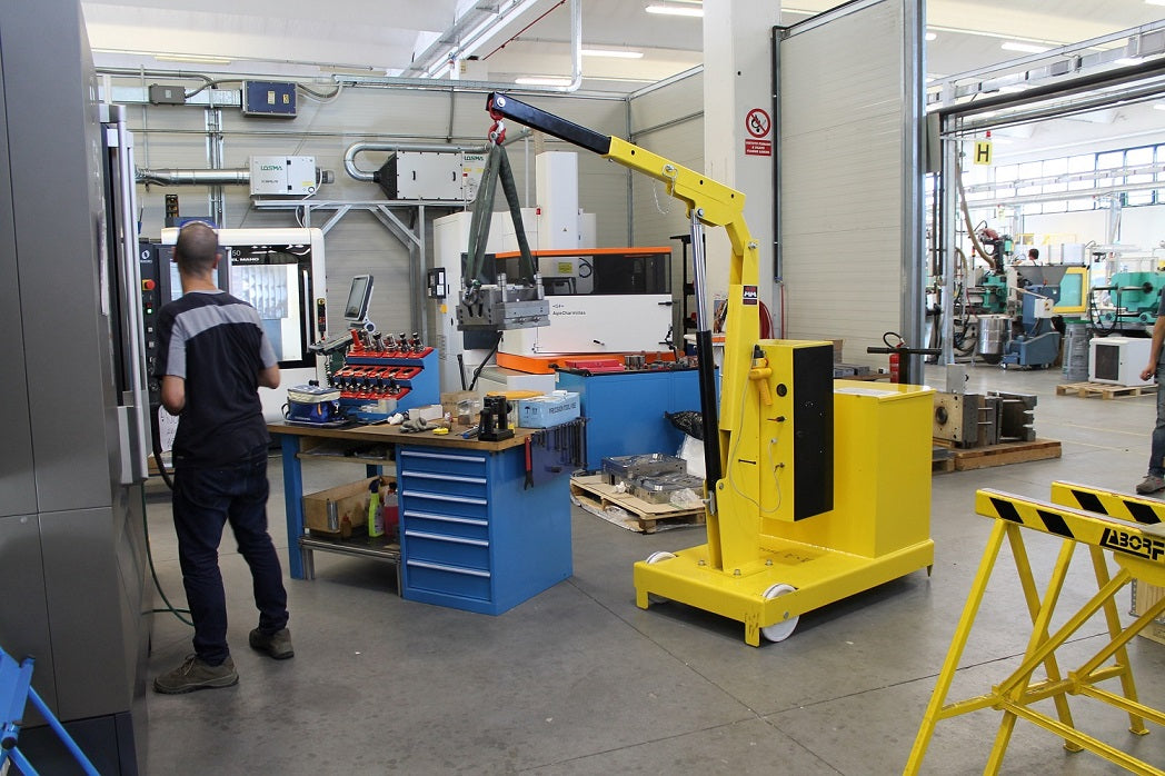 GZ1000B portable lifting machine for maintenance and molds change
