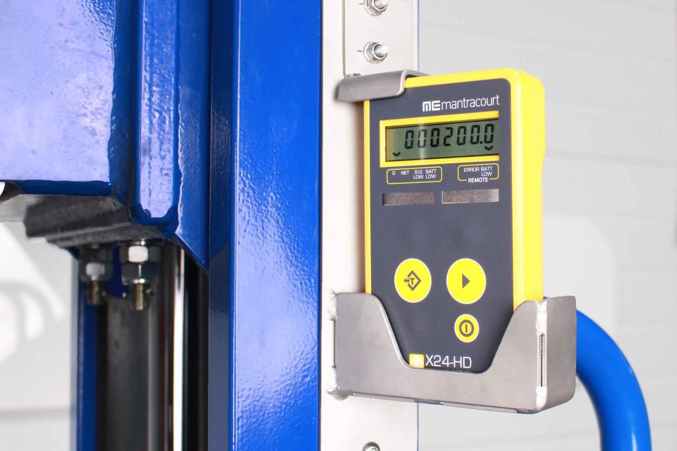 STS ATEX Straddle Stacker with Weighing System