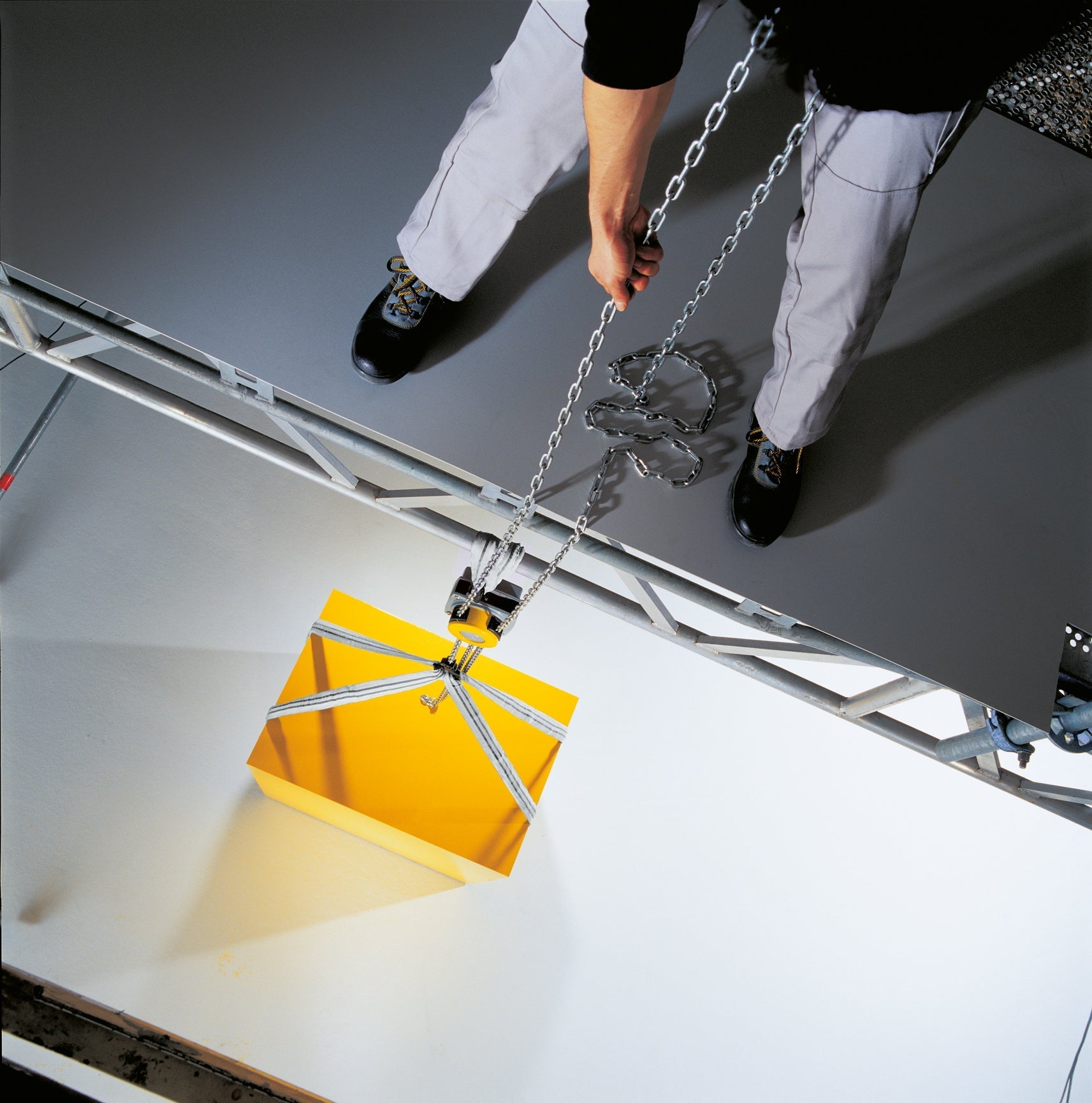 Yalelift 360 Hand Chain Hoist (1000Kg)