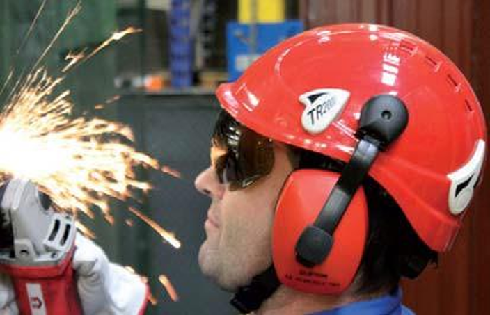 Tractel TR2000 helmet with 4 point chinstrap