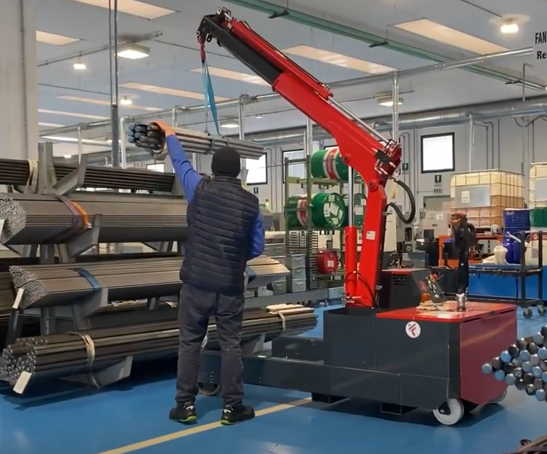 walk behind industrial mobile crane capacity 2 tons
